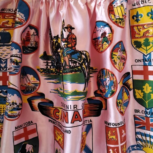 Vintage 1950s Canada Souvenir of Winnipeg Manitoba - Half Apron - Picture 7 of 7